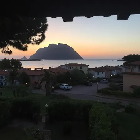 Large House Sea View Terrace Vakantiehuis Porto San Paolo (Sardinia)